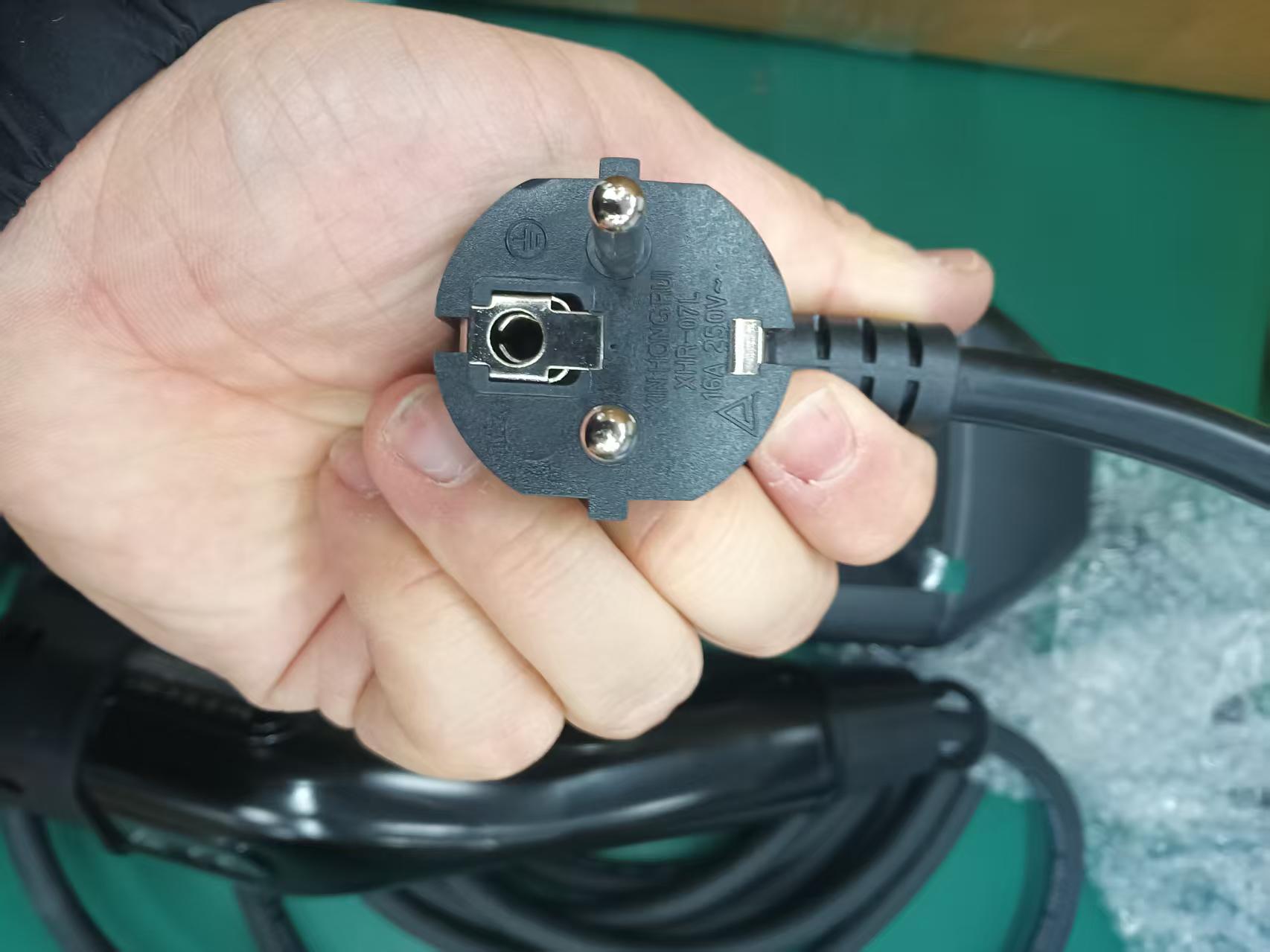 7kw  32A 220V TYPE1 TYPE2 GBT  - Portable Ev Charger 16A Adjustable recension och pris